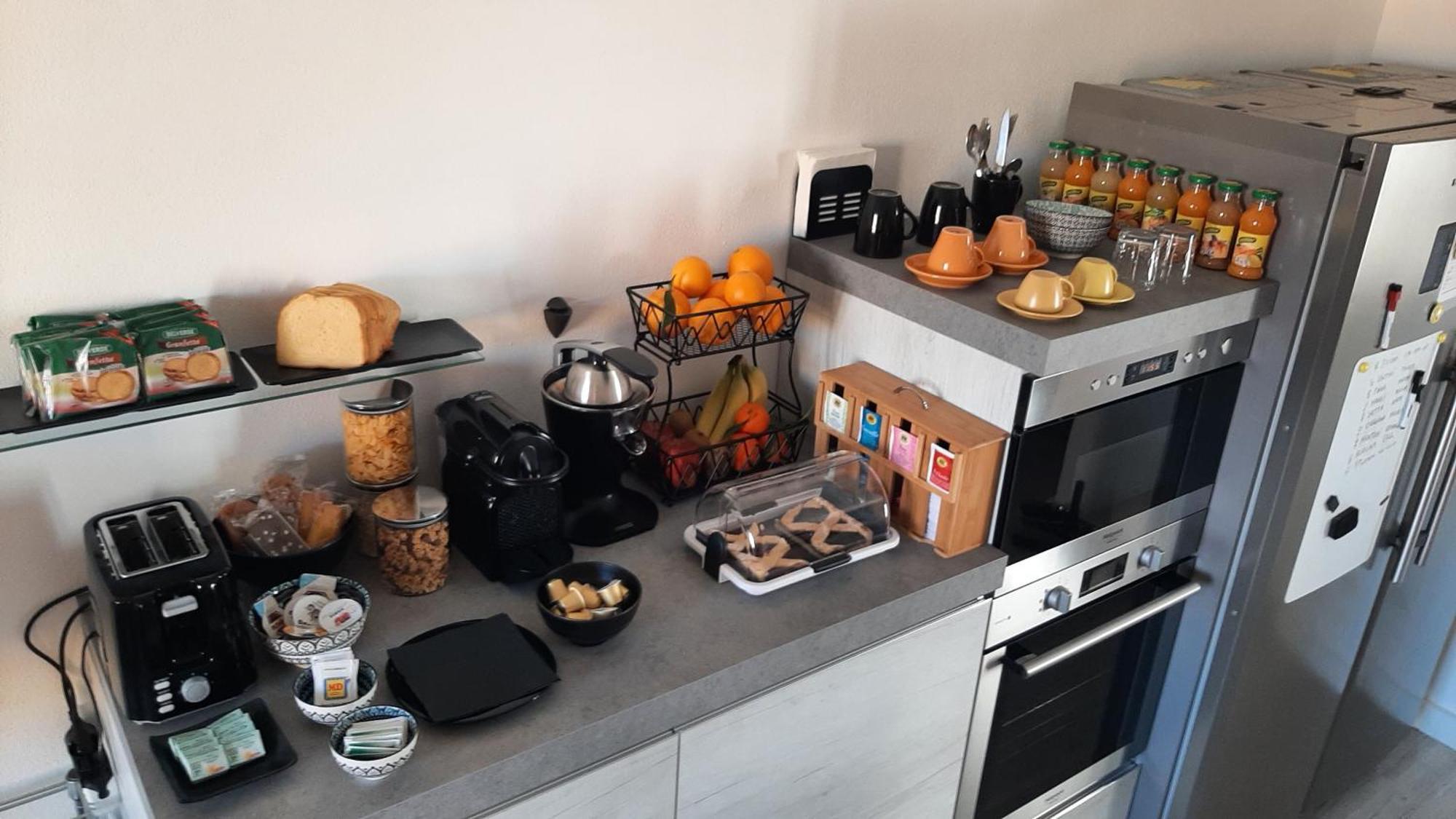 Casa Rosy - Stanza Privata Con Bagno Esclusivo E Parcheggio Gratuito Apartment Porto Torres Luaran gambar