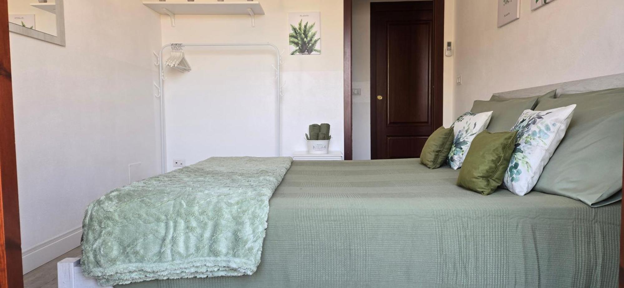 Casa Rosy - Stanza Privata Con Bagno Esclusivo E Parcheggio Gratuito Apartment Porto Torres Luaran gambar