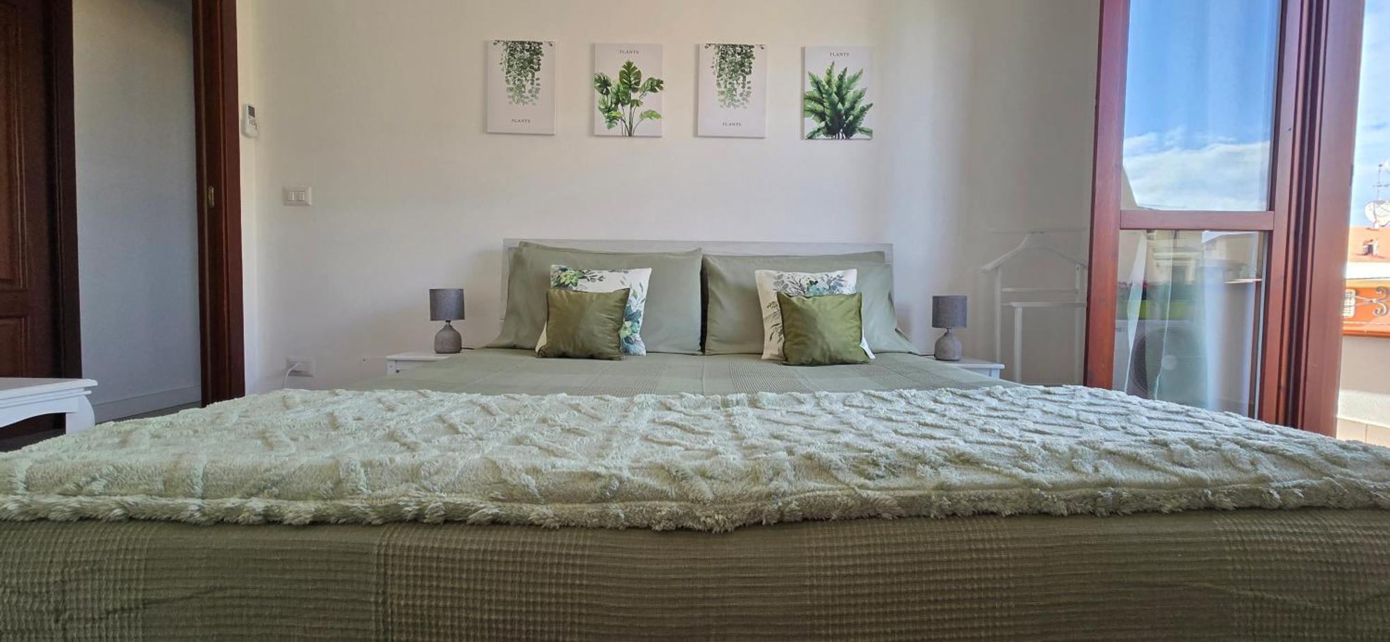Casa Rosy - Stanza Privata Con Bagno Esclusivo E Parcheggio Gratuito Apartment Porto Torres Luaran gambar